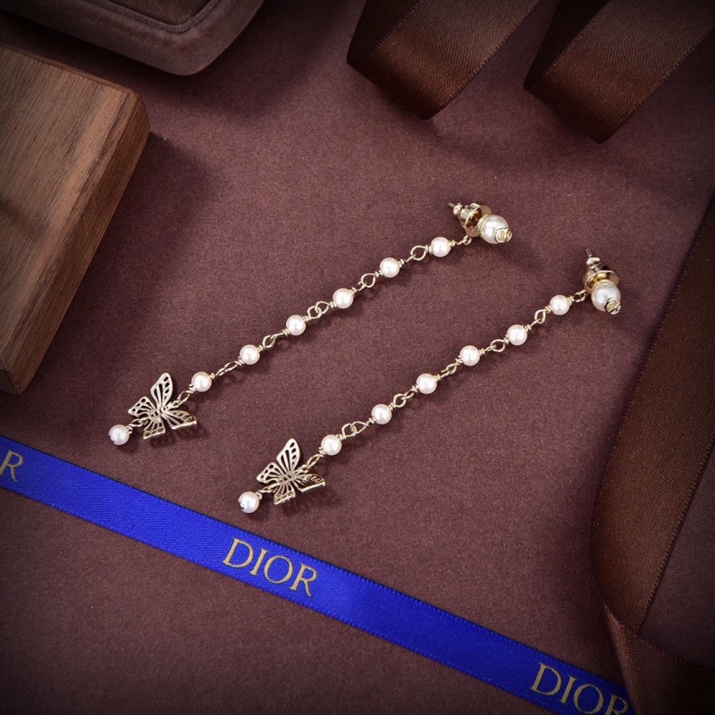 chr1st1an D10r earrings